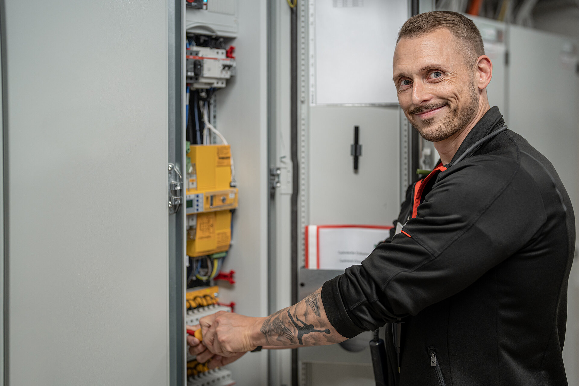 Hilfskraft Logistik und Hilfstätigkeiten Haustechnik (m/w/d)